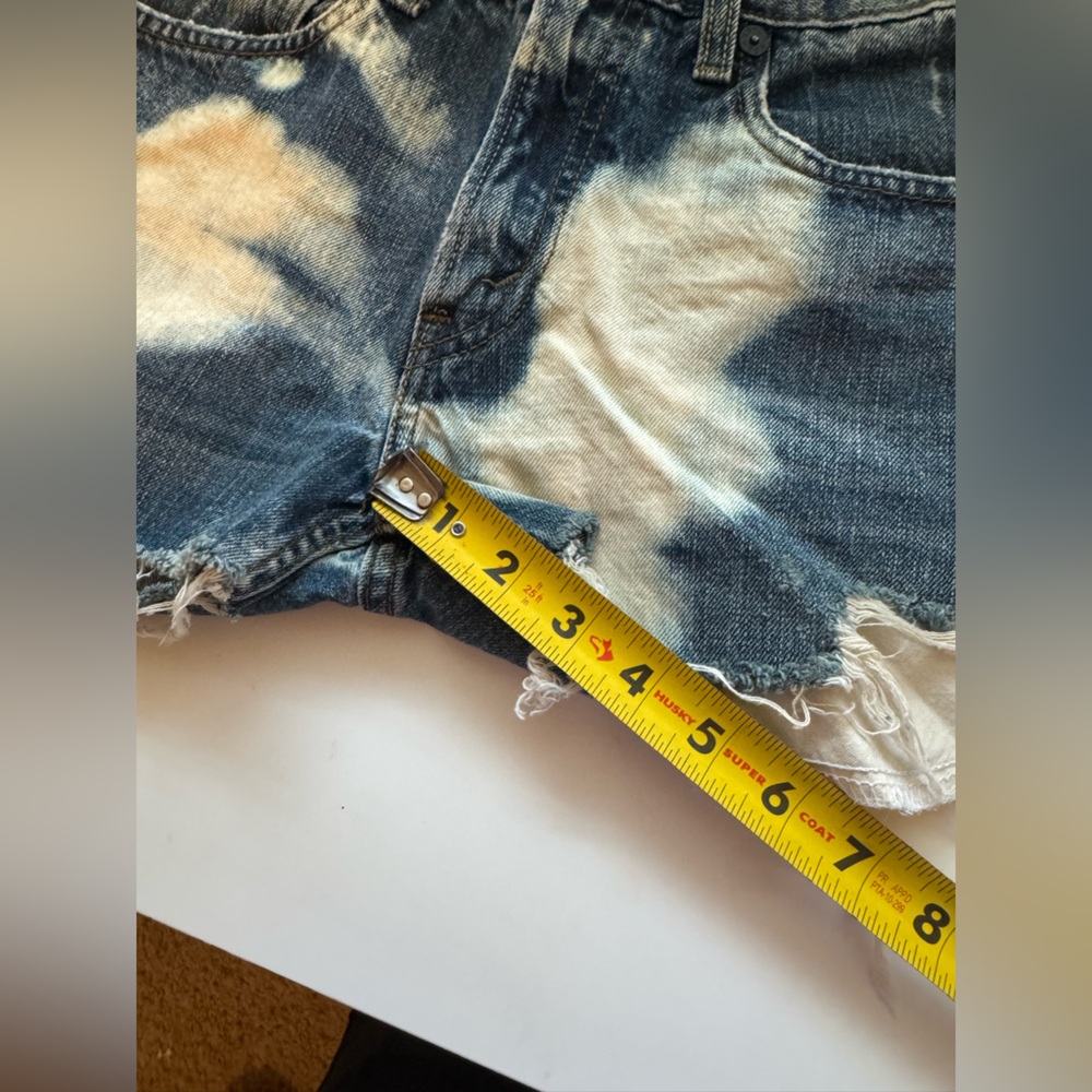 Levi 514 Distressed Denim Womens Jeans Shorts size 16 - Picture 6 of 11